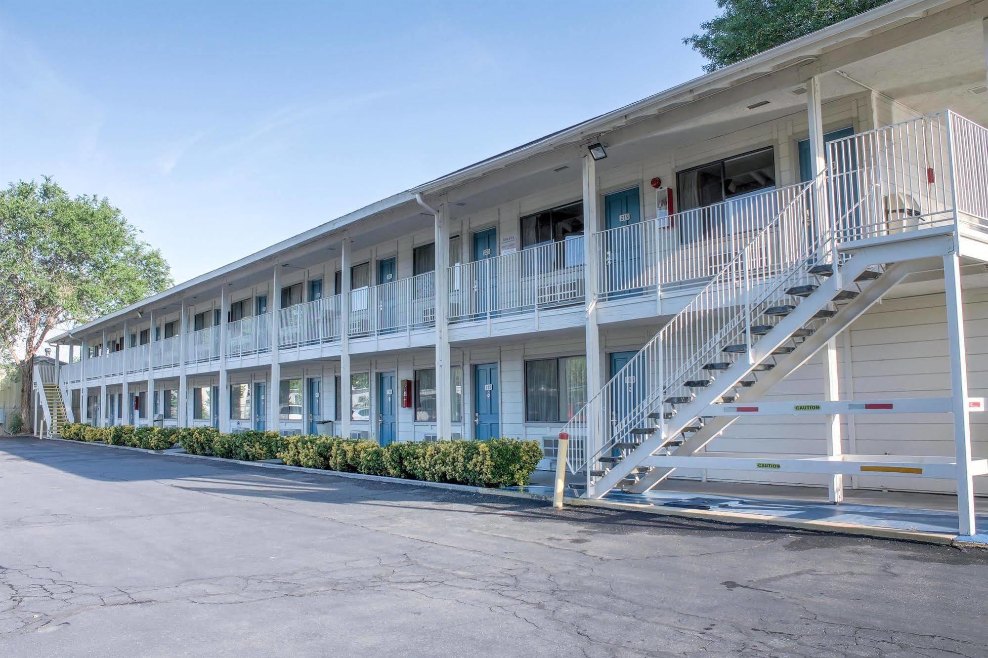Motel 6-Bishop, Ca Экстерьер фото