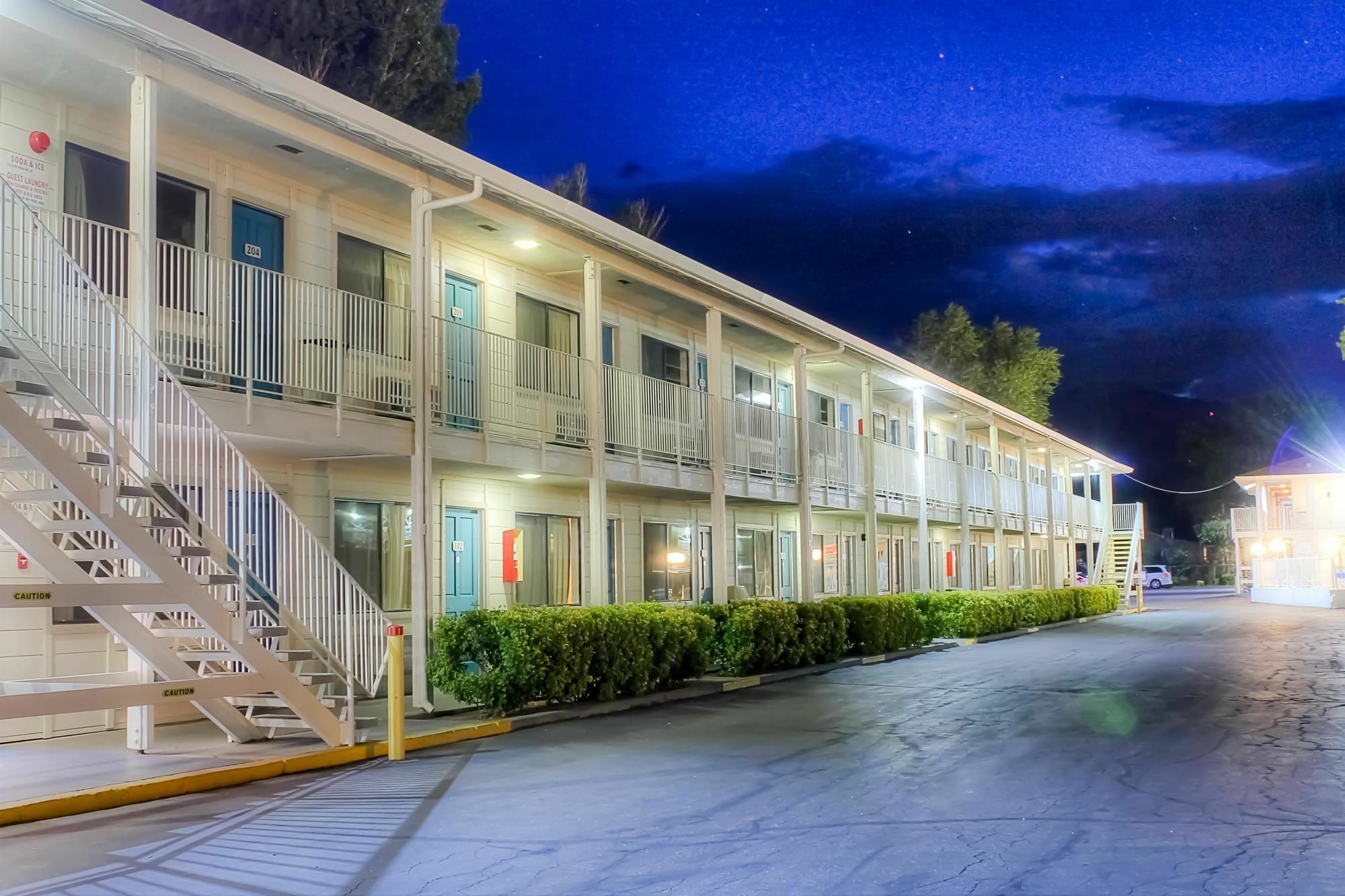 Motel 6-Bishop, Ca Экстерьер фото